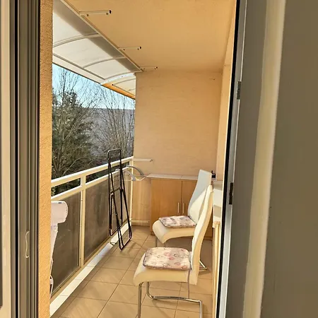Apartment C25 *